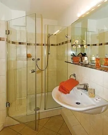 Puenjer 3*