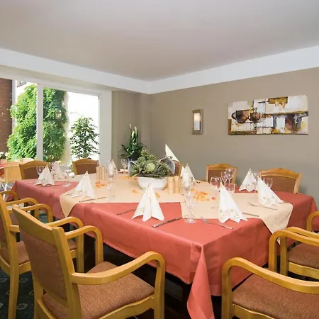 Puenjer Hotel 3*
